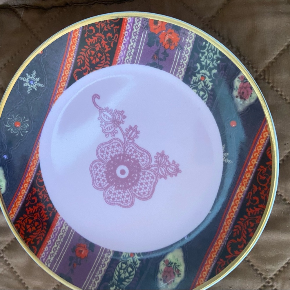 Decorative Multicolor Dinnerware Plate - Picture 4 of 15